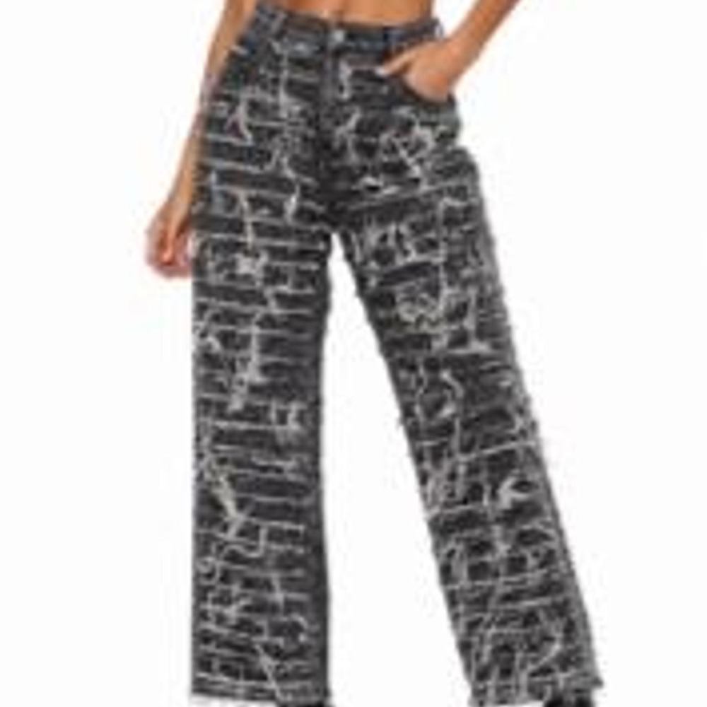 Women's Distressed Black Wash Denim Ripped Streetwear Style Jeans with Raw Hem
